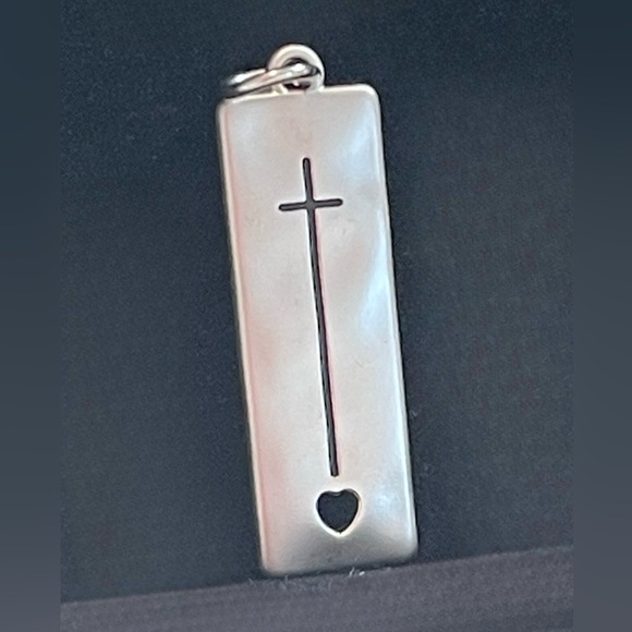 Pendant Long Cross & Hope Cutout Heart Charm - Picture 4 of 7